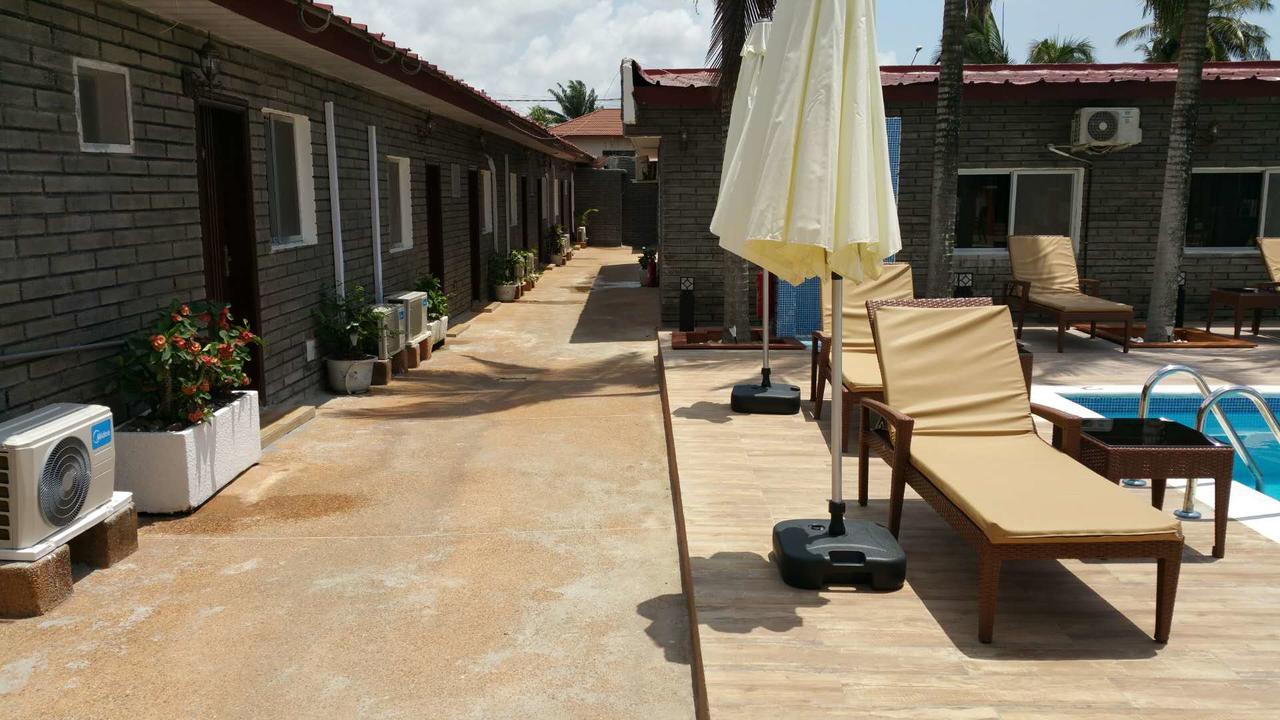 Hotel Des Jardins Abidjan Esterno foto