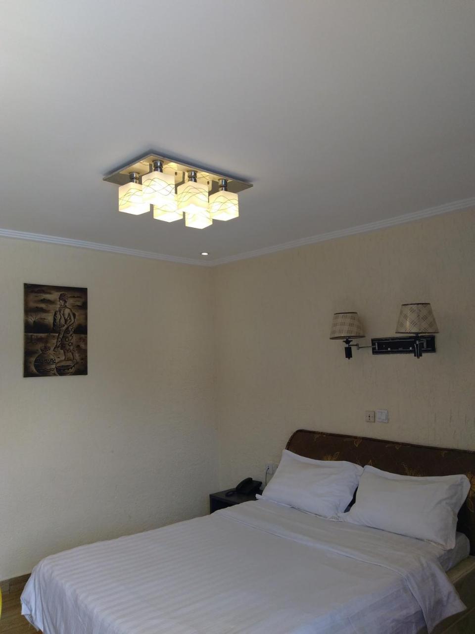 Hotel Des Jardins Abidjan Esterno foto