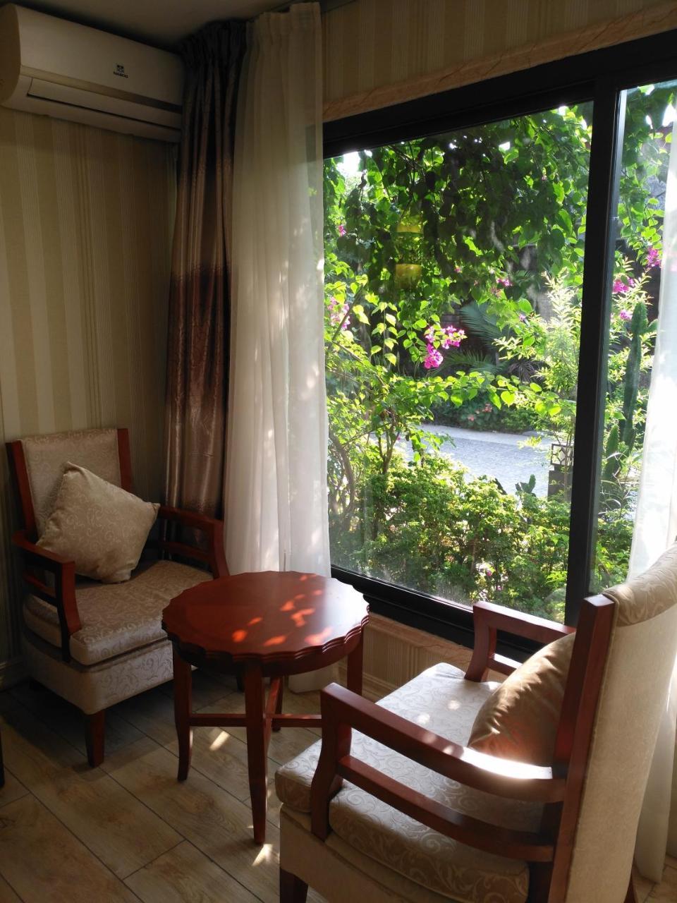 Hotel Des Jardins Abidjan Esterno foto