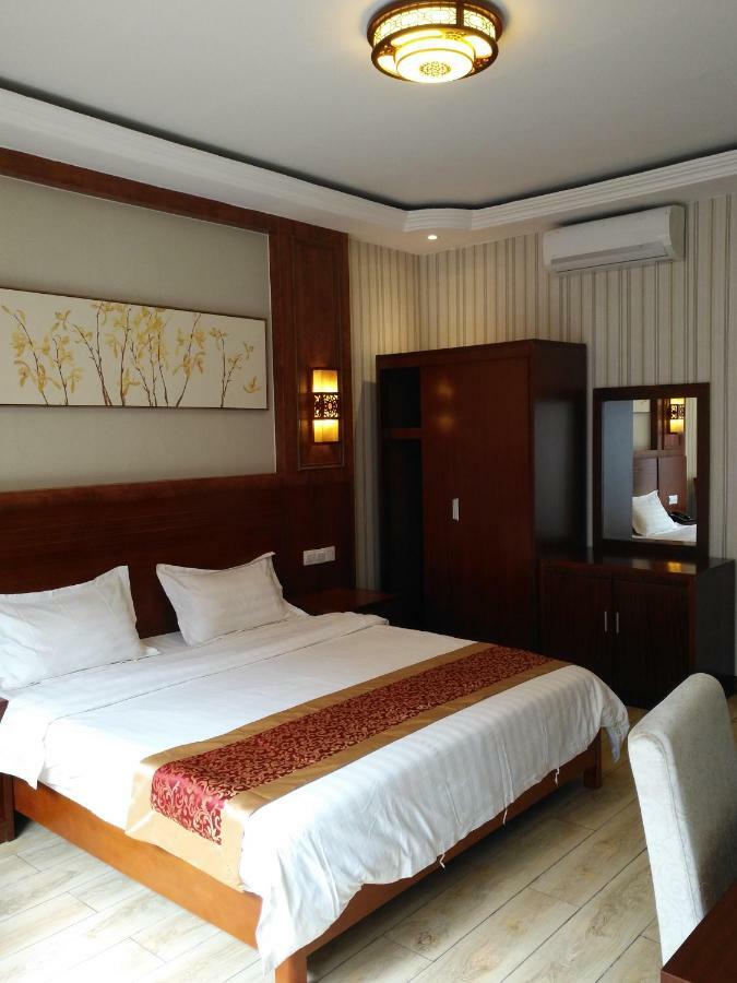 Hotel Des Jardins Abidjan Esterno foto