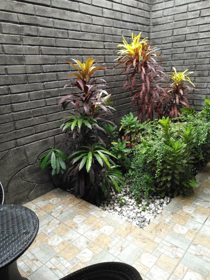 Hotel Des Jardins Abidjan Esterno foto
